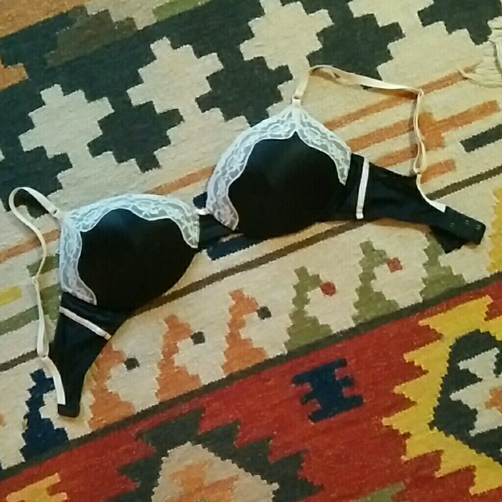 Elle MacPherson Intimates Bra